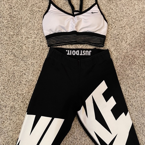 Nike Bundle - Picture 2 of 2